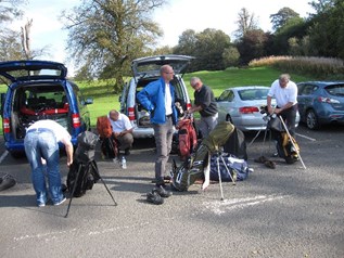 Aankomst Golfaholics bij Dunfirmline Golfclub