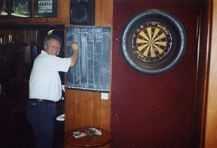 Old Meldrum, Sam Stompee